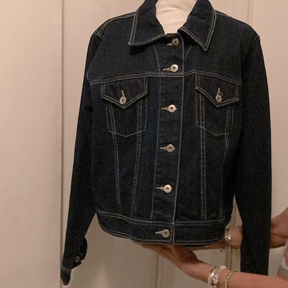 Jean Jacket - Picture 2 of 4